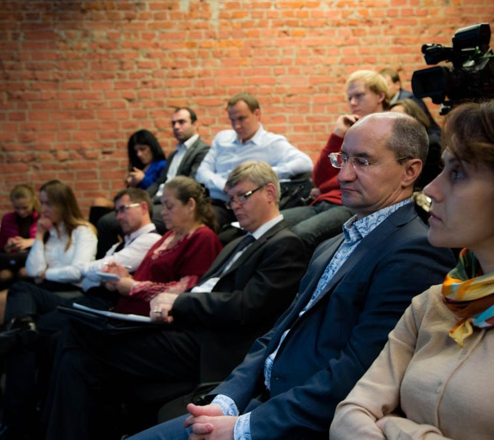 HYd0nGrAHr3HAEvv0EwEpTLMLf9H5_zXj00h68MSto9_5G6N5YL43JVA1FjFNLyeSynL0w